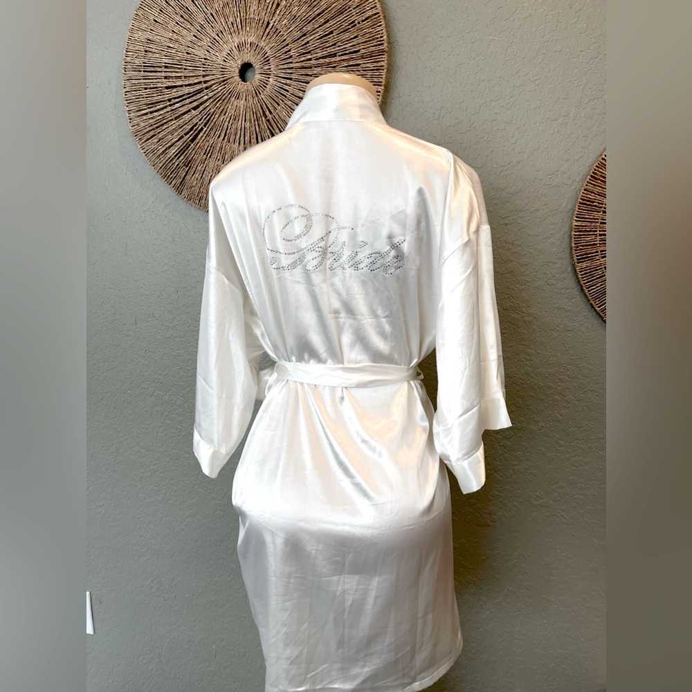 Bridal Satin Robe - Picture 3 of 7